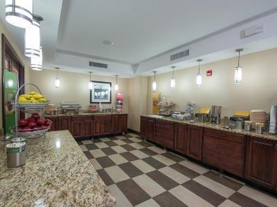 Hampton Hotel